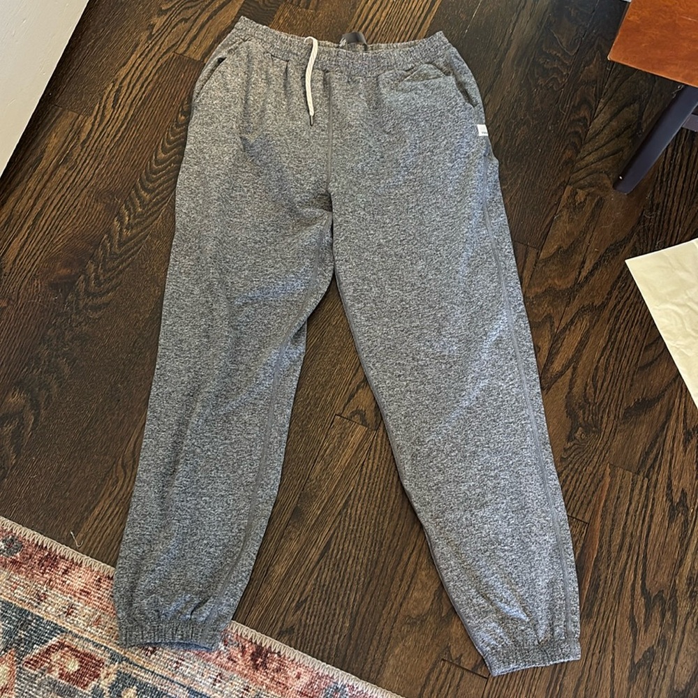 Vuori Small sweats (cloud fabric)